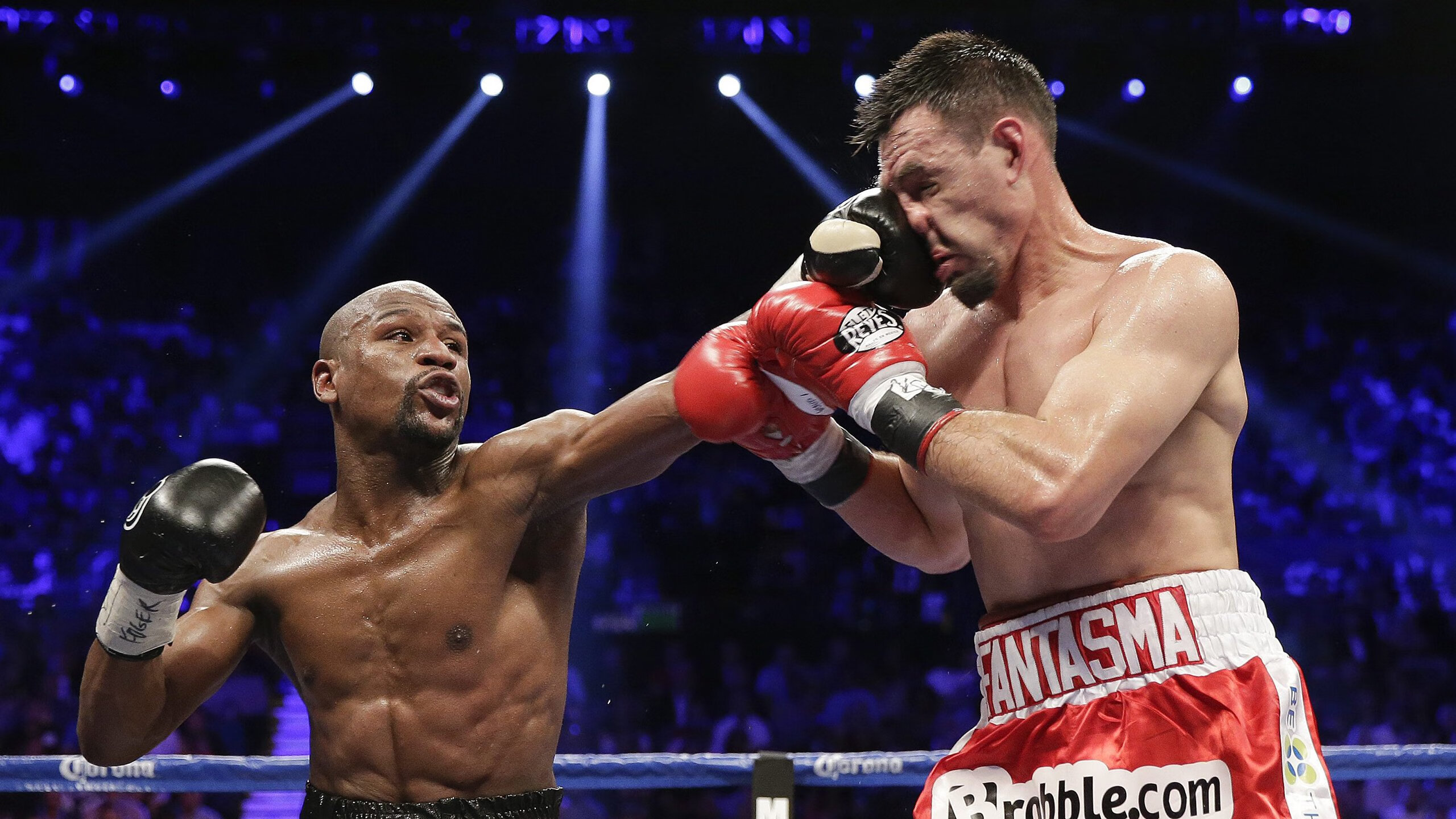 里昂高空球优势成为战术关键，里昂集锦